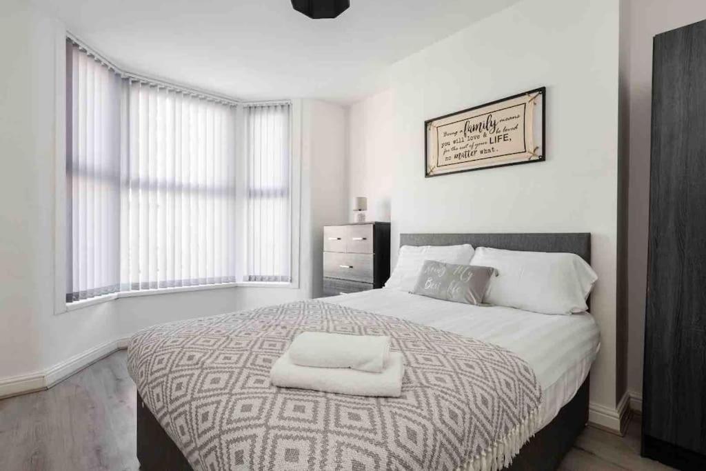 Walton Breck Apartamento Liverpool Exterior foto